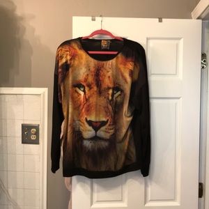 Lion t-shirt